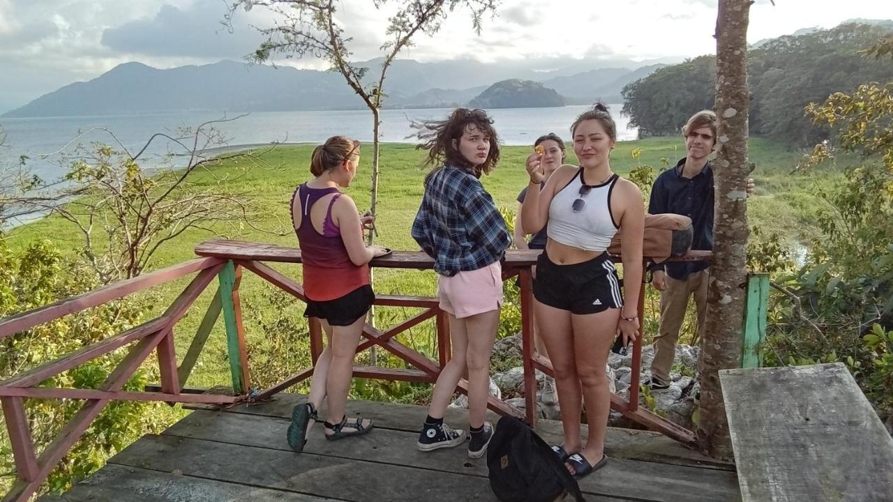 Hostal Azul Del Lago Agua Azul Exterior foto