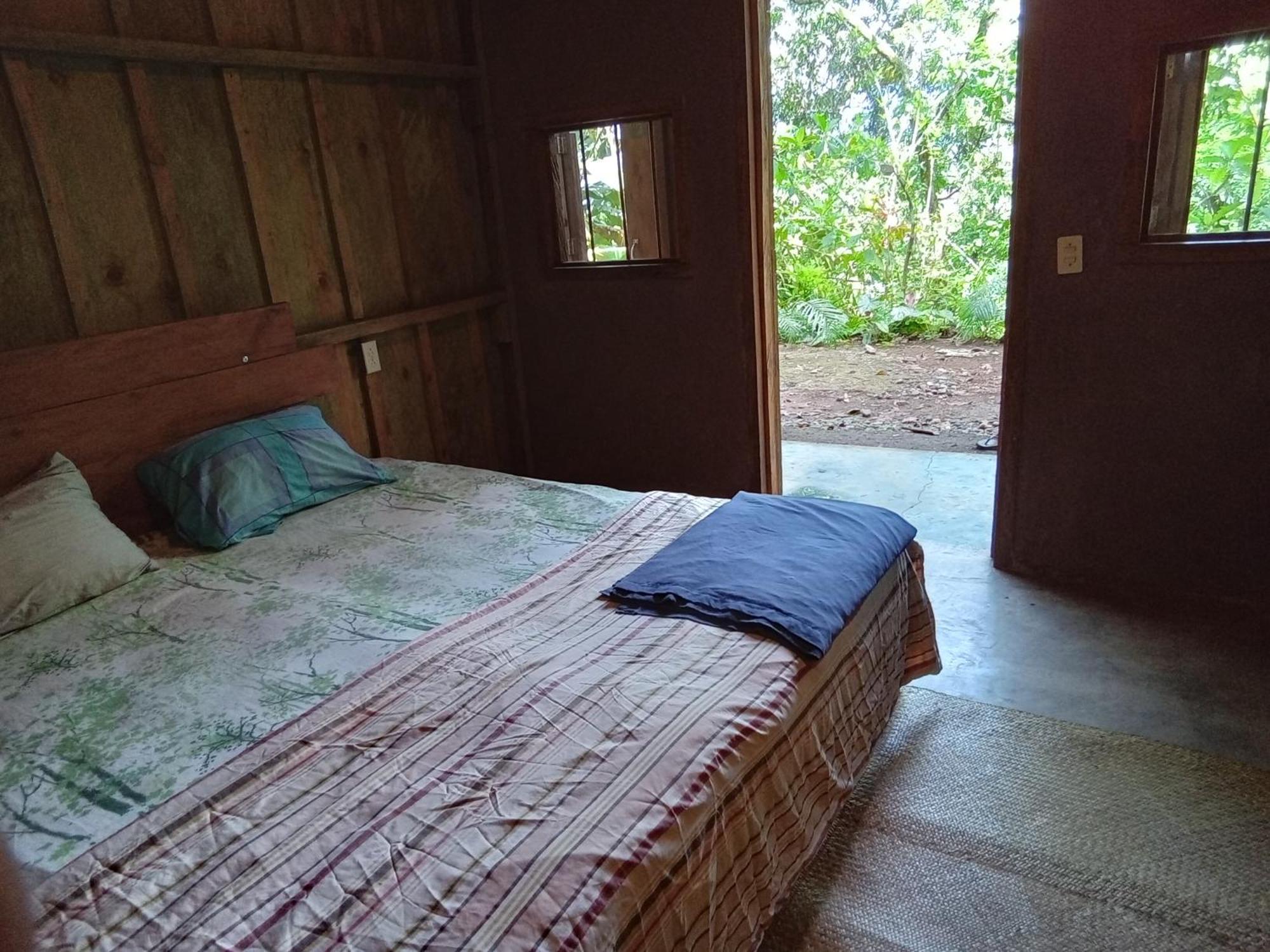 Hostal Azul Del Lago Agua Azul Cameră foto